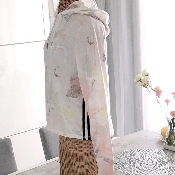 Calvin Klein. Hoodie. Performance. Size XS - Picture 3 of 4